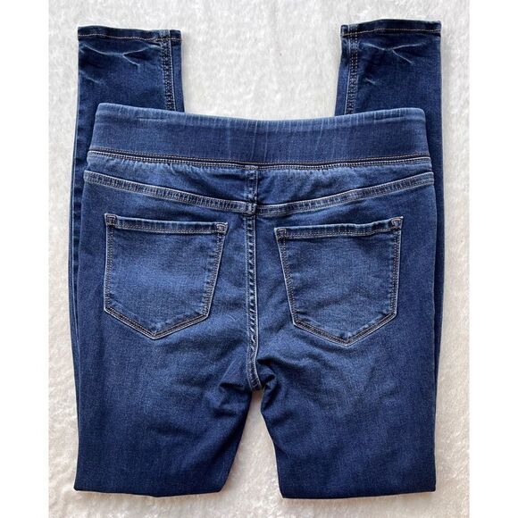 Old Navy Dark Indigo Wash Rockstar Mid-Rise Super Skinny Jeggings in Juliette - Picture 14 of 16